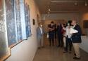 El artista valenciano explicó a los presentes la exposición que ha inaugurado en Sagunto