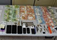 La Policía Nacional detiene in fraganti en Sagunto a tres hombres especializados en el robo de domicilios