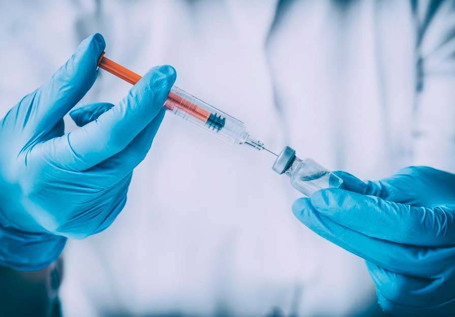 Sanidad ha administrado un total de 658.705 dosis de vacunas frente a la gripe, un 6% más que en la temporada anterior