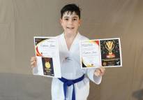 El joven taekwondista de Puerto de Sagunto, Isaac Espinosa, se proclama campeón del mundo online