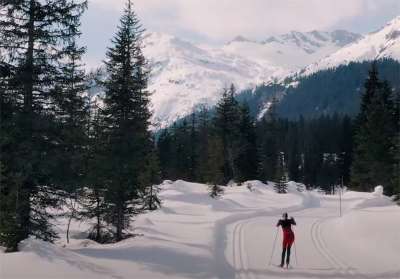 Vive el invierno sintiendo la nieve en la región del Vorarlberg