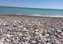Las piedras se han adueñado definitivamente de las playas de Almardàs, Corinto y Malvarrosa