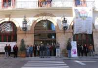 Minuto de silencio en Sagunto para condenar el presunto asesinato machista ocurrido en Zaragoza