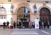 Nuevo minuto de silencio en Sagunto para condenar el presunto asesinato machista de Granada