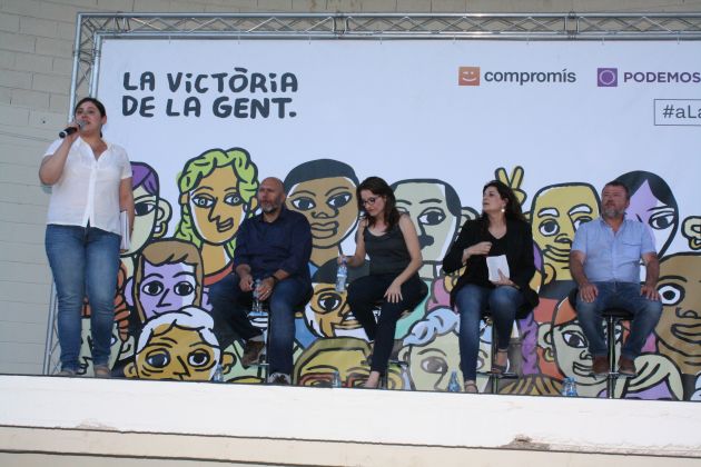 Roser Maestro, Ricardo Sixto, Mónica Oltra, Fabiola Meco y Francesc Fernández durante el acto electoral de ayer