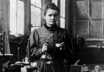 Una copa con la ciencia, este viernes: Marie Curie y otras importantes figuras