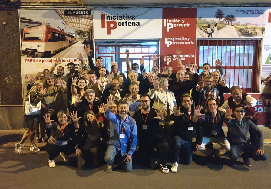 Iniciativa Porteña en la noche electoral, celebrando el resultado obtenido en las urnas