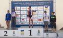 El triatleta Ximo Catalán en lo más alto del podio