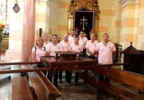 La Federación de Peñas de Puerto de Sagunto regala un anda para la Virgen de Begoña