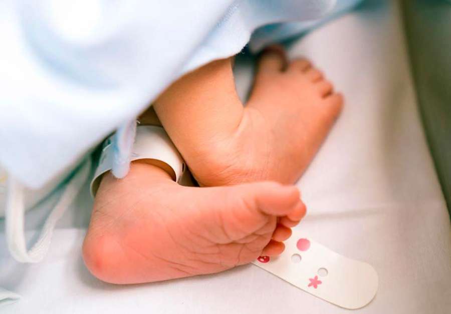 La prueba del talón a los bebés incluirá la detección de tres enfermedades más