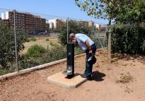 Aigües de Sagunt instala fuentes en seis parques caninos del municipio