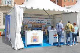 El ayuntamiento de Canet d´en Berenguer promociona el municipio en la Feria de Jamón en Teruel