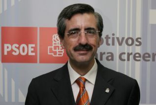 El senador socialista, José María Ángel