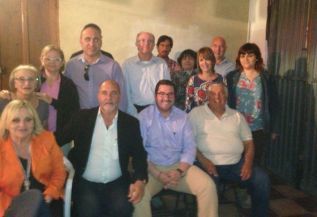 Benito junto a Prats y otras personalidades del PP tras ser elegido como presidente del partido en Canet