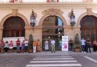 Minuto de silencio en Sagunto condenando el presunto asesinato machista ocurrido en Zaragoza