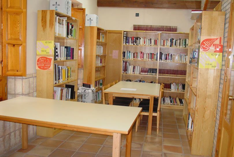 Biblioteca municipal de Cronista Chabret