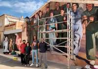 Los artistas Furyo y Sucri rinden homenaje a María La Jabalina con un mural en el Festival Més que Murs