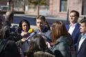 Raúl Castillo respondiendo a las preguntas de los periodistas