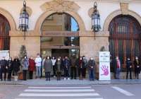 Minuto de silencio en Sagunto por el presunto asesinato machista ocurrido en Granada