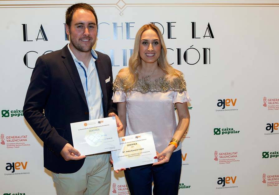 Héctor Gavilán e Inma Garcerá, los dos empresarios de Puerto de Sagunto que han participado en este proyecto