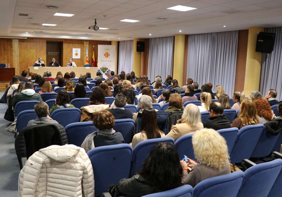El Centro Cívico ha acogido una reunión técnica dirigida a profesionales de los Servicios Sociales