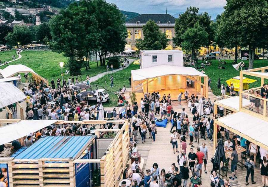 El festival Poolbar  fomenta el debate cultural durante seis semanas en verano (Foto: Matthias_Rhomberg)