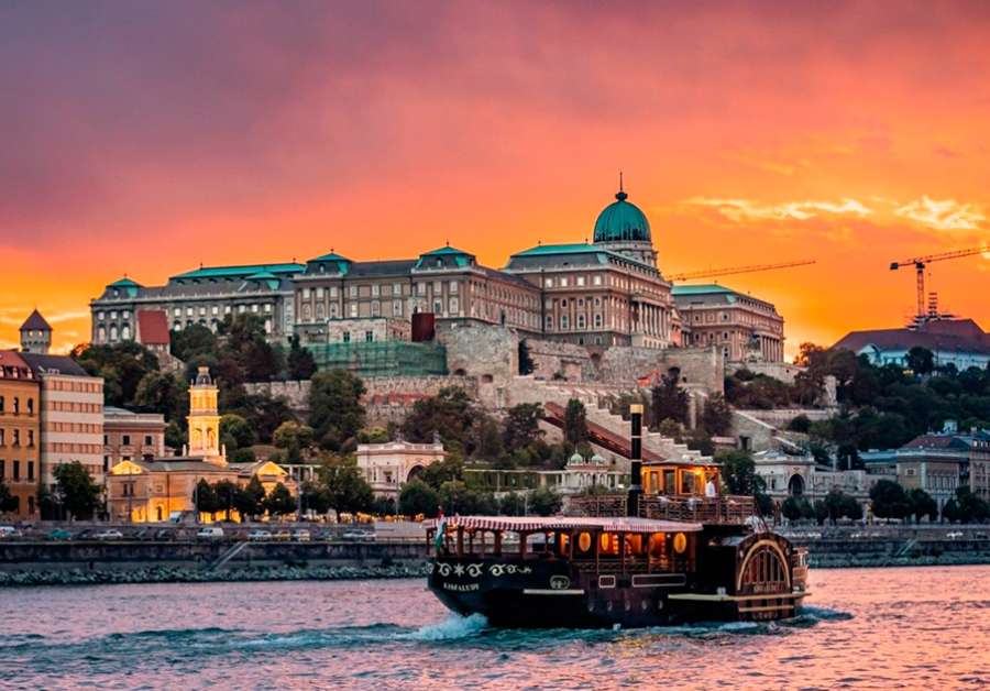 Los cinco planes más exclusivos para despedir el verano en Budapest