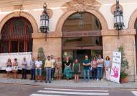 Minuto de silencio en Sagunto por los asesinatos machistas ocurridos en Jaén y Sevilla