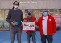 El mercado solidario realizado en el Casal Jove recauda 360 euros para Cruz Roja  