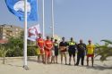 Un momento del izado de bandera en la playa de Puerto de Sagunto