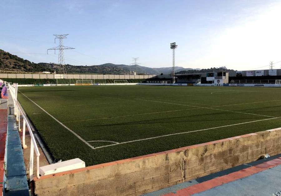 Consideran que los campos del Fútbol Base Sagunto y Atlético Saguntino «están amenazadas» y se han quedado pequeñas