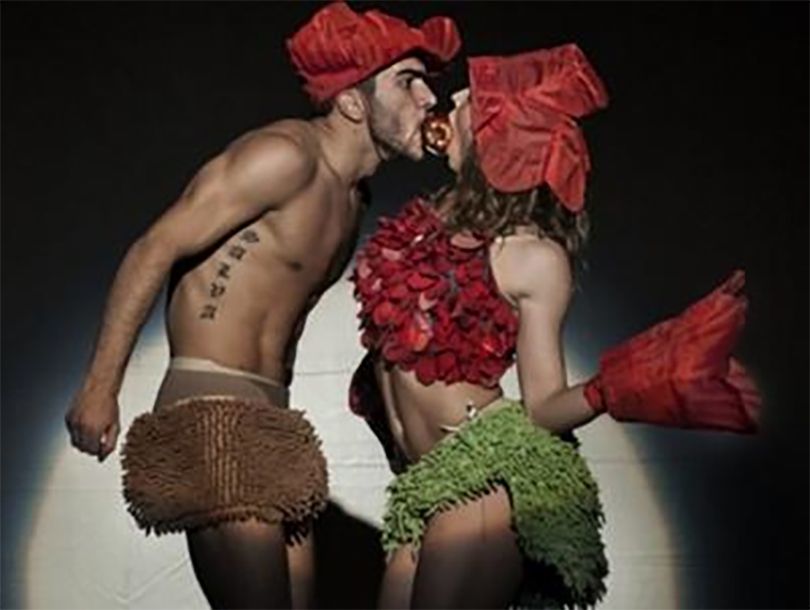 El espectáculo «Eva y Adán» de Otra Danza llega a la Casa de la Cultura de Puerto de Sagunto