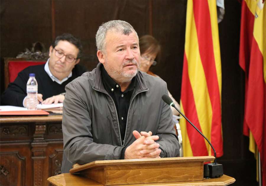 Francesc Fernández en una de sus intervenciones en un pleno municipal