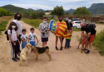 La falla Els Vents colabora con la asociación SOS Animales Sagunto