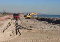 Los vecinos de Almardà, Corinto y Malvarrosa, temen que Costas no pueda aportar los 25.000 metros cúbicos a arena