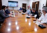 El presidente de la Generalitat se ha reunido con el Comité de Empresas de Pilkington