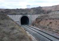 Estas actuaciones se suman a las que Adif realiza para electrificar la línea Zaragoza-Teruel-Sagunto