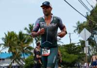 El triatleta local David Herrera durante su participación en el Ironman de Hawaii