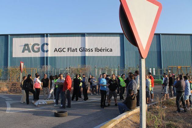 Los trabajadores de AGC inician su huelga