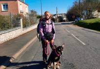Annie Timmermans y su perra Dax llegan a España en su aventura para recaudar fondos para SOS Animales