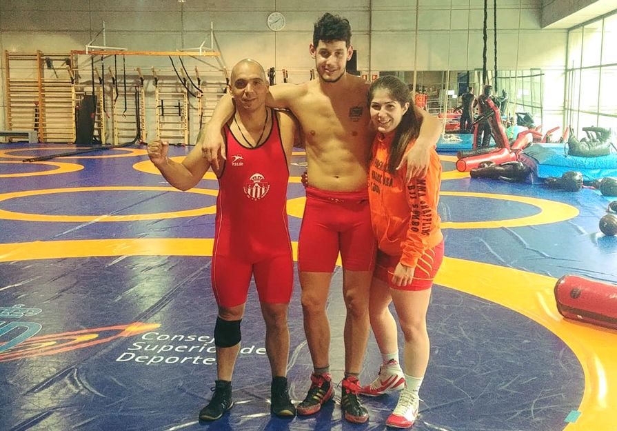 Los luchadores Marta Ojeda, Borja Pons y Juan José Robres