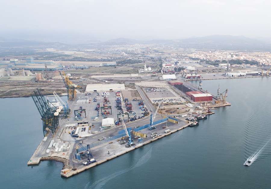 Instalaciones portuarias en el puerto de Sagunto