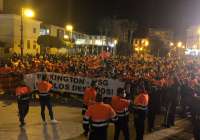 Los manifestantes concentrados frente a la Tenencia de Alcaldía del Puerto