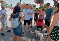 Pere Antoni se compromete a ampliar uno de los pipicanes de la playa y crear una zona recreativa para perros