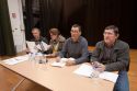 La mesa que presidió ayer jueves la asamblea de ex trabajadores de Bosal en el Teatro de Begoña