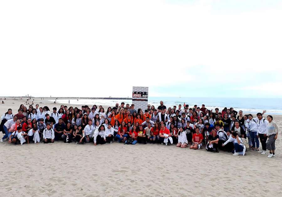 Los participantes en esta jornada iniciaron las actividades en la playa de Puerto de Sagunto