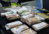 Parte del dinero que se ha incautado la Policía Nacional en esta intervención