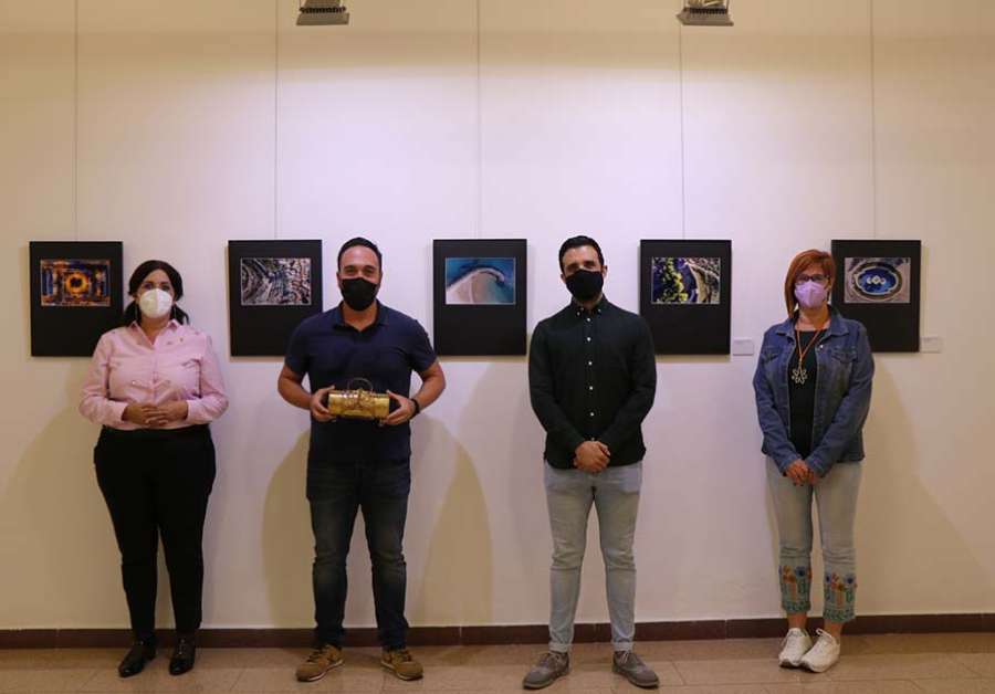 La exposición fotográfica puede visitarse en la Casa de la Cultura de Puerto de Sagunto