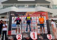 El triatleta local, Edu Contel, sube al podio en la Copa de España de Triatlón de Media Distancia