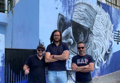 LIVE + BARS junto al concejal Guillermo Sampedro y el mural realizado en honor a Joaquín Rodrigo